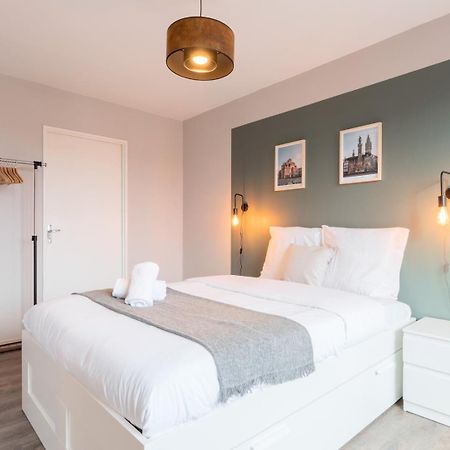 Nice Apartment Lille Balcony + Parking! Buitenkant foto