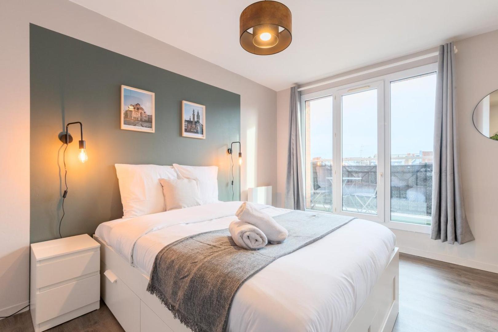 Nice Apartment Lille Balcony + Parking! Buitenkant foto