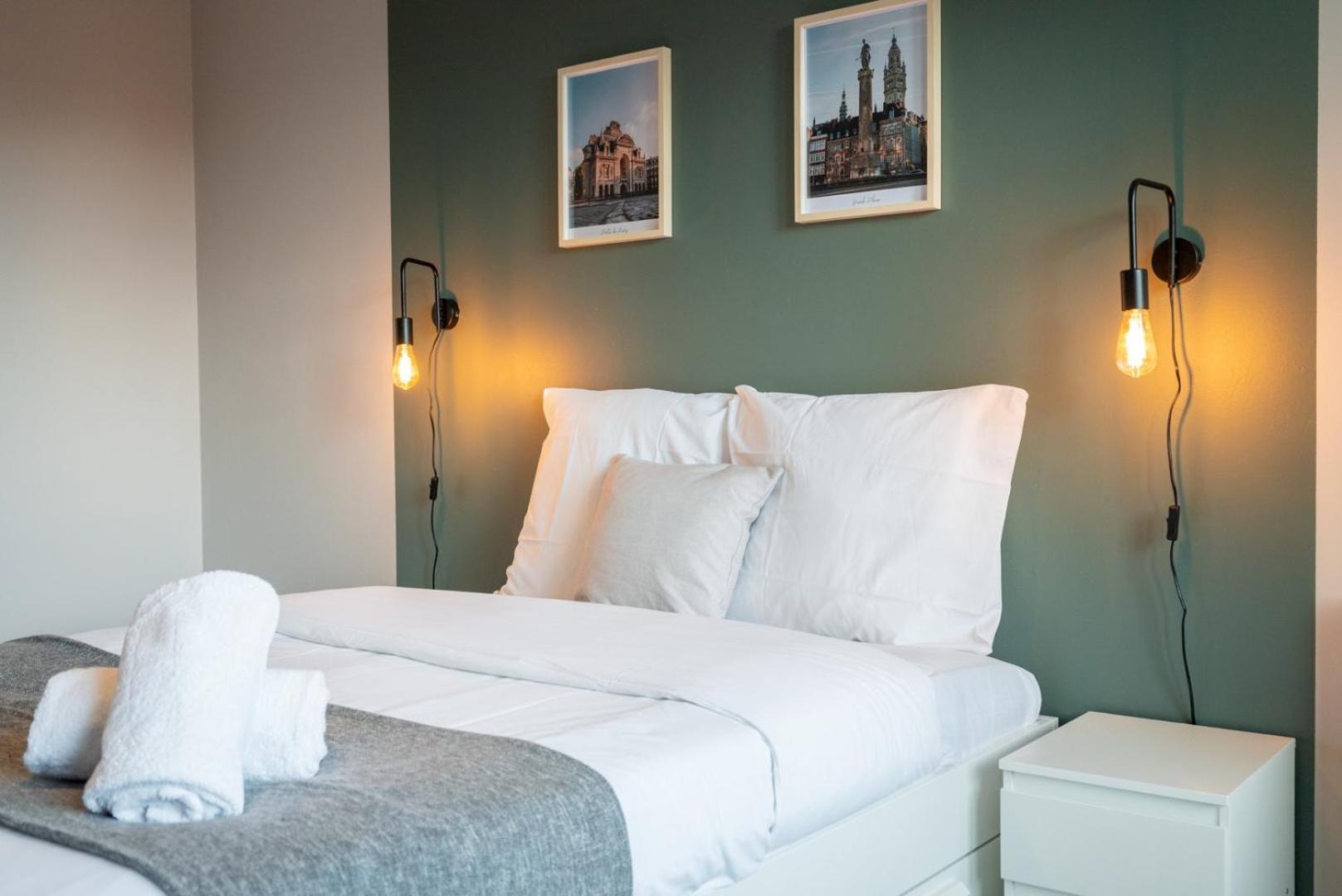 Nice Apartment Lille Balcony + Parking! Buitenkant foto