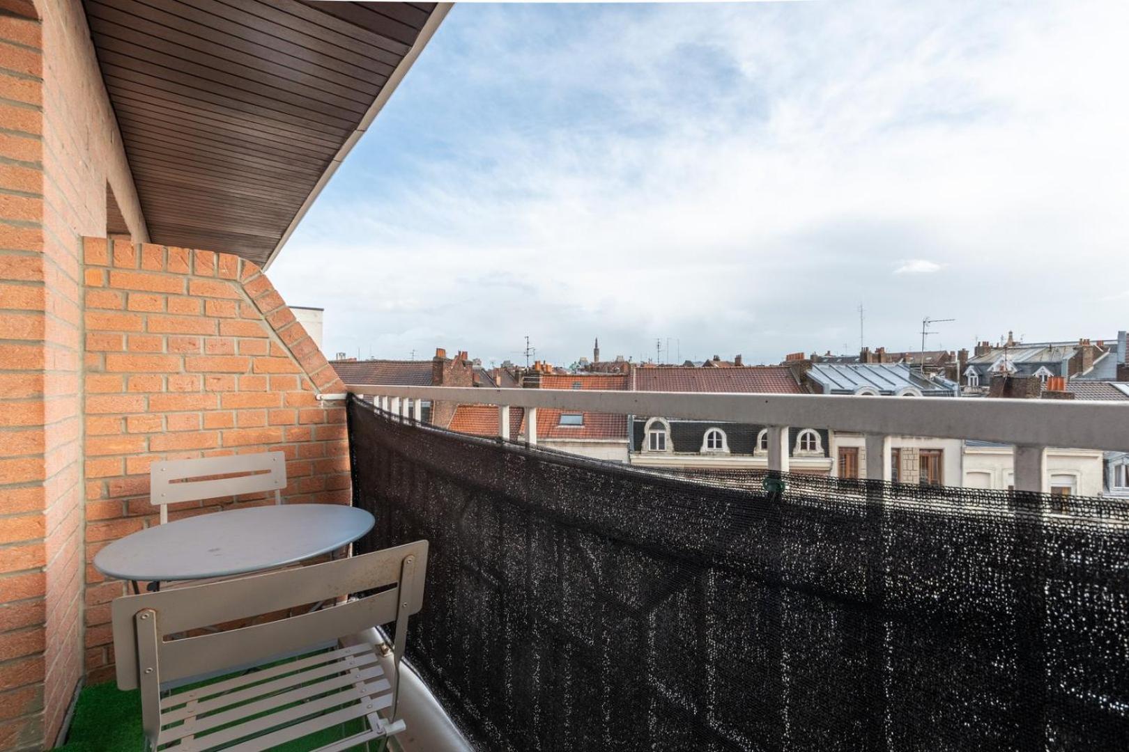 Nice Apartment Lille Balcony + Parking! Buitenkant foto